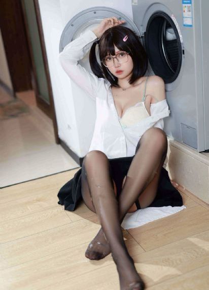 《隔壁女邻居3》bd高清